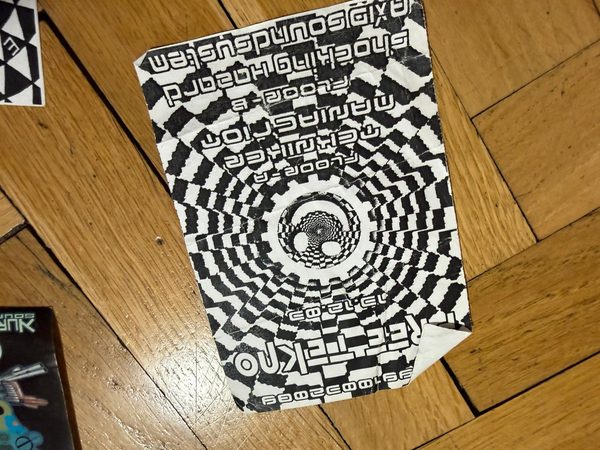 Flyer 34